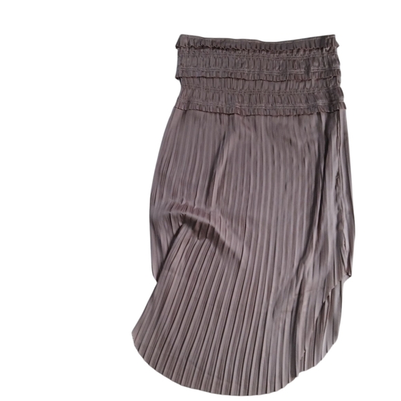 Anthropologie- Current Air Rosarita Skirt Pleated Smocked Waist Midi in Plum - Picture 8 of 9